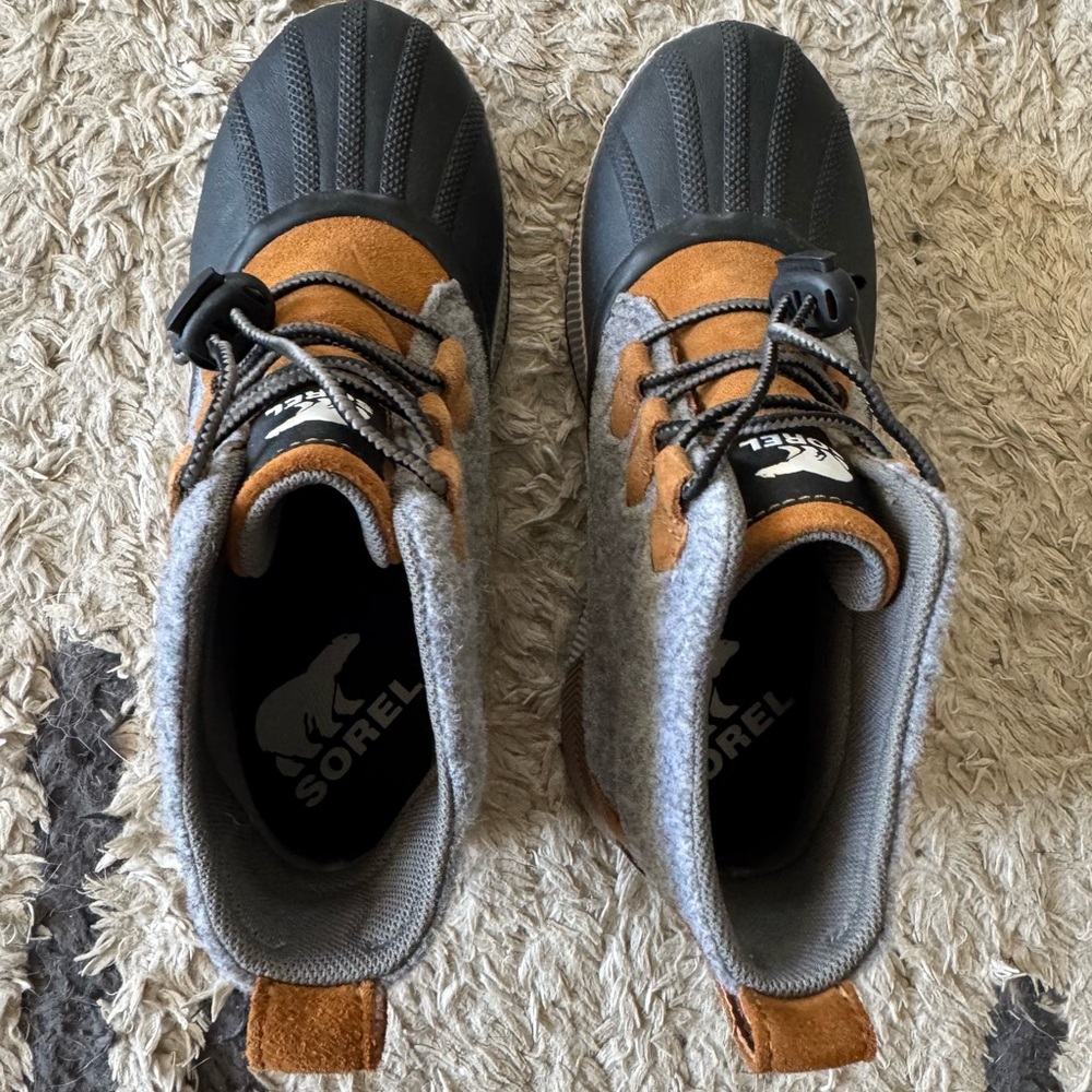 Sorel OUT N ABOUT Classic waterproof boots 5 youth/Eu 37